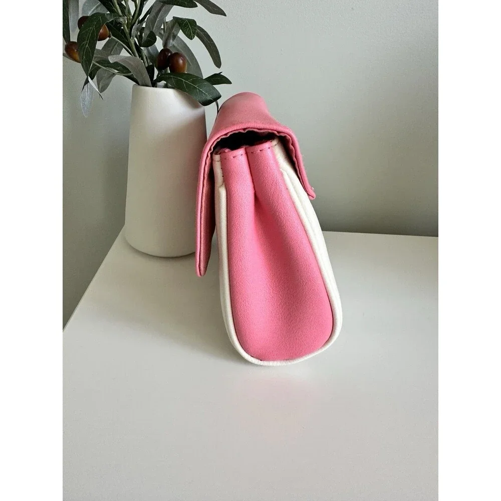 Diptyque x Qatar Airways Breast Cancer Awareness Makeup Bag Pink White Ribbon